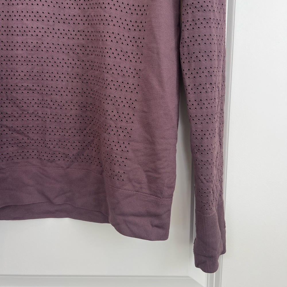 Lululemon Breeze By Long Sleeve *Squad Cherry Cola Seamless Top Size 6 - Picture 5 of 7